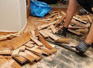 Демонтаж деревянных полов 